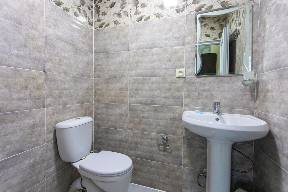 Кутаиси: Book Hotel