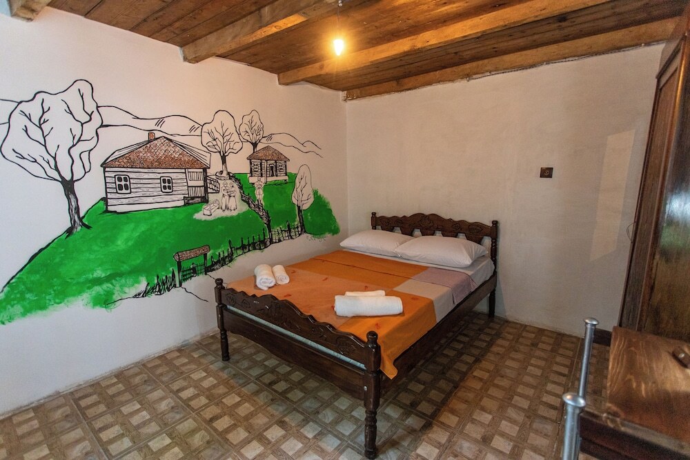Кутаиси: Book Hotel