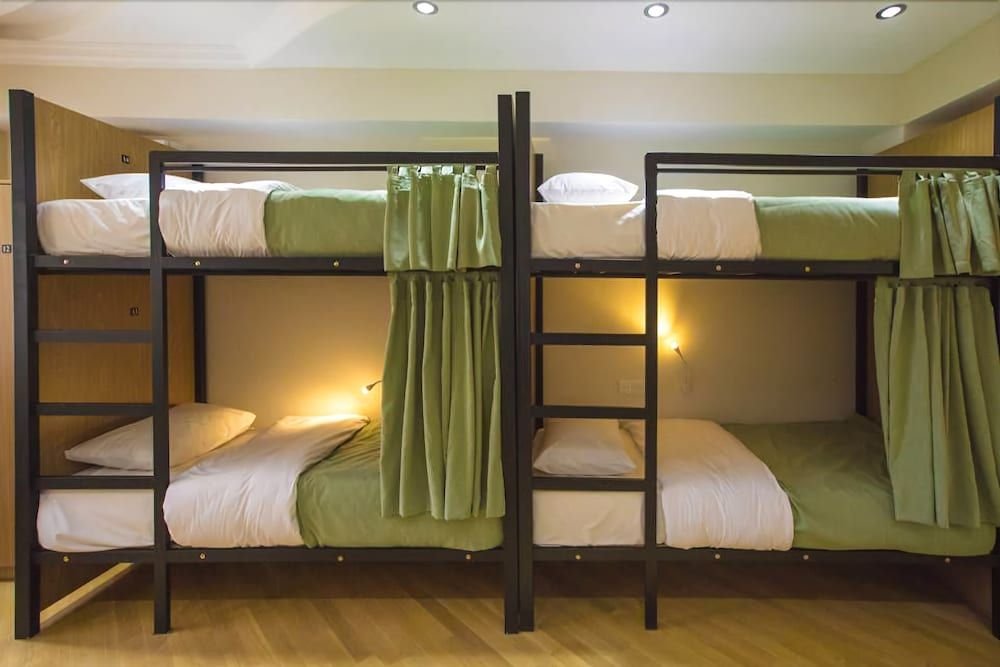 Баку: The Royal Spinel Hostel