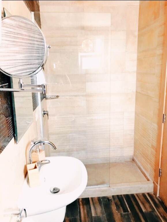Эль-Убур: Vibes Hostel & SPA