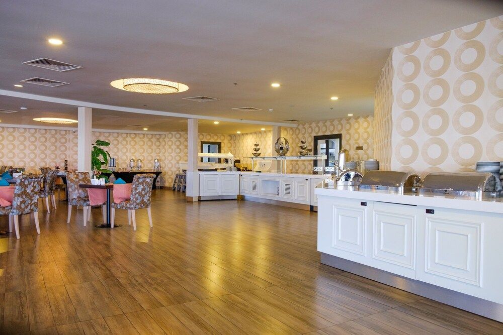 Батуми: Vip40 Hotel