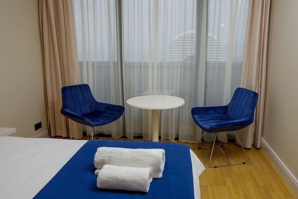 Батуми: Vip40 Hotel