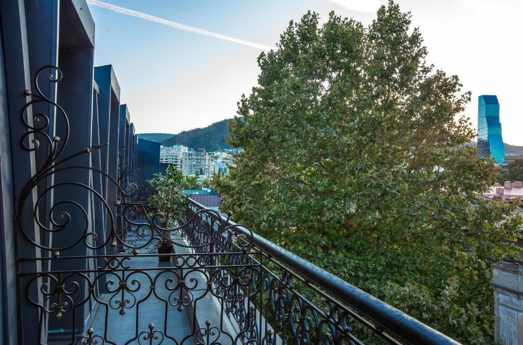 Тбилиси: Hotel Royal Inn