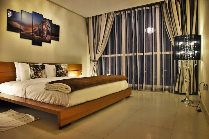 Дубай: 3 BR Spectacular view in Marina
