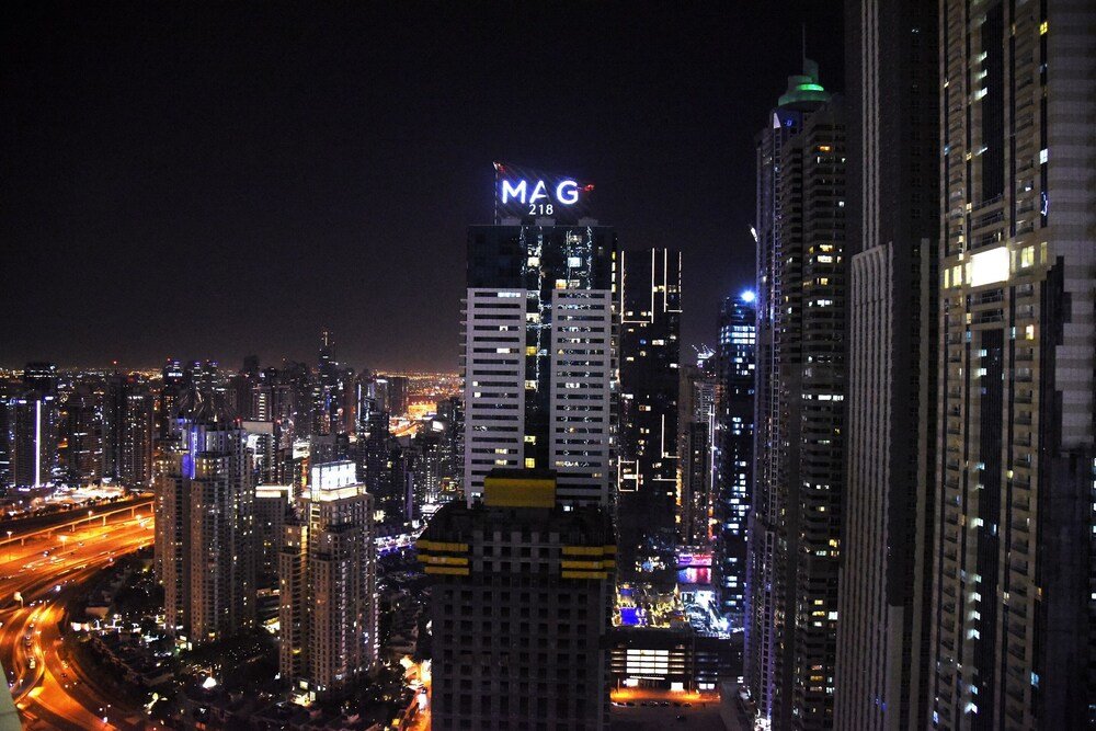 Дубай: 3 BR Spectacular view in Marina