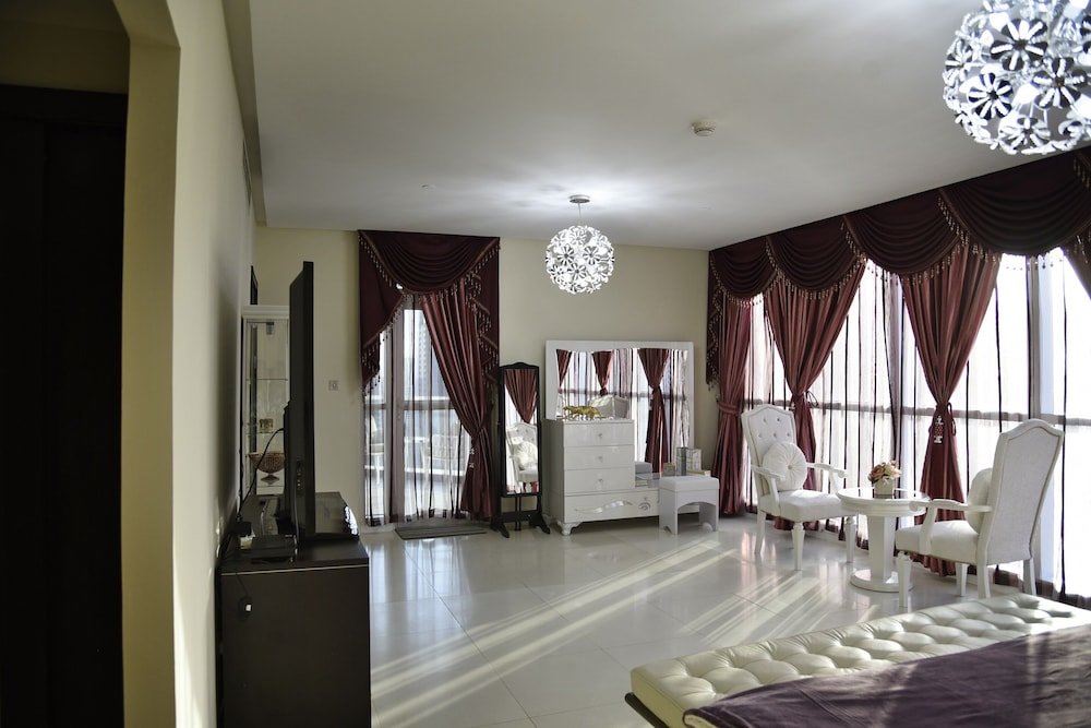 Дубай: 3 BR Spectacular view in Marina