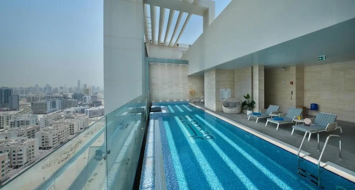 Дубай: Millennium Executive Apartments Mont Rose