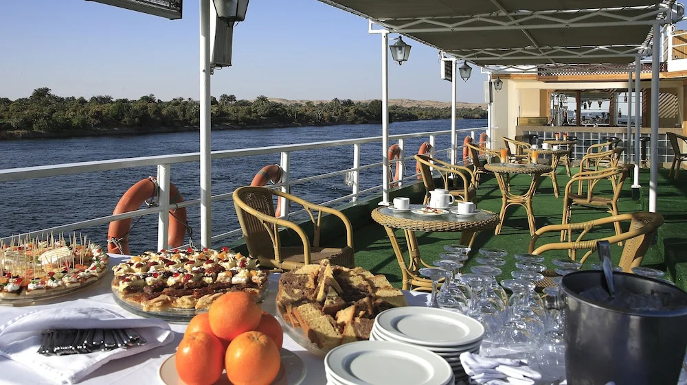 Луксор: Jaz Imperial Nile Imperial Cruise - Every Thursday from Luxor- Aswan- Luxor for 07 Nights