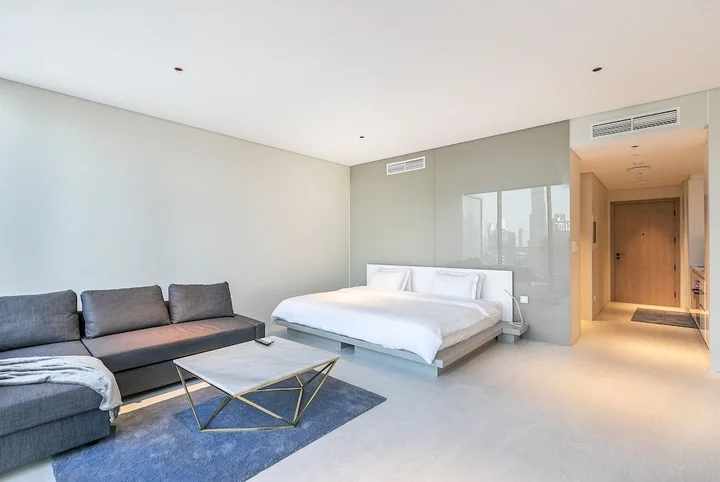 Дубай: Driven Holiday Homes Marquise Square
