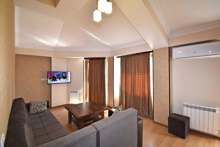 Ереван: Luxury Apartments and Studios