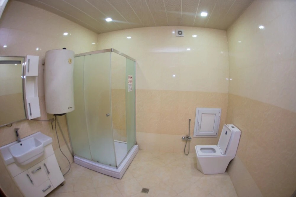 Баку: Туристические апартаменты в Баку, B127