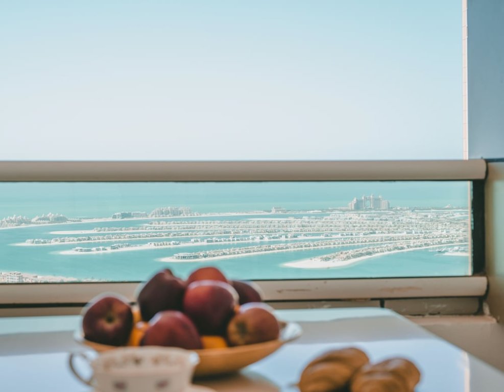 Дубай: A C Pearl Holiday Homes Sea And Palm Island View On 67Th Floor