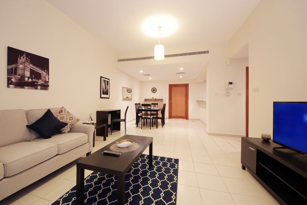 Дубай: New Arabian Holiday Homes- Al Dhafara