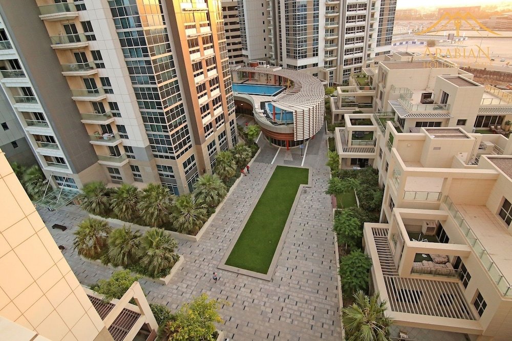 Дубай: New Arabian Holiday West Heights 2