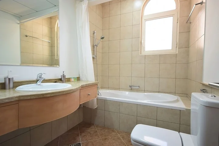 Дубай: Key Host - Canal Residence Euro