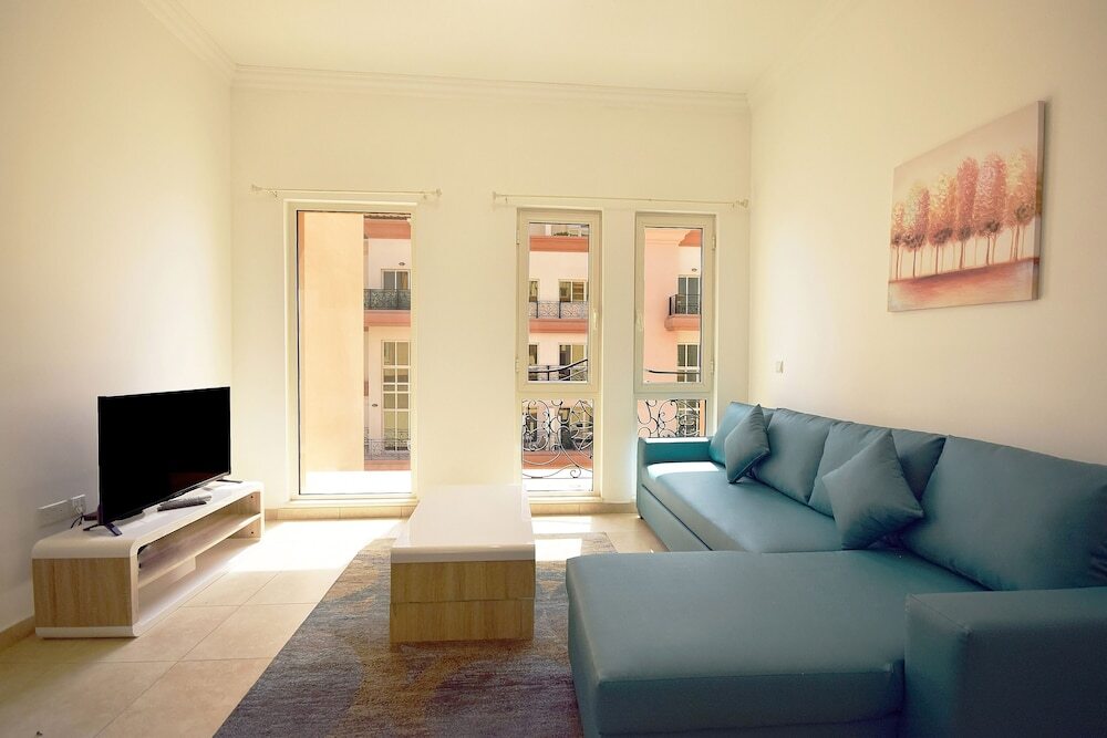 Дубай: Key Host  - Canal Residence Euro
