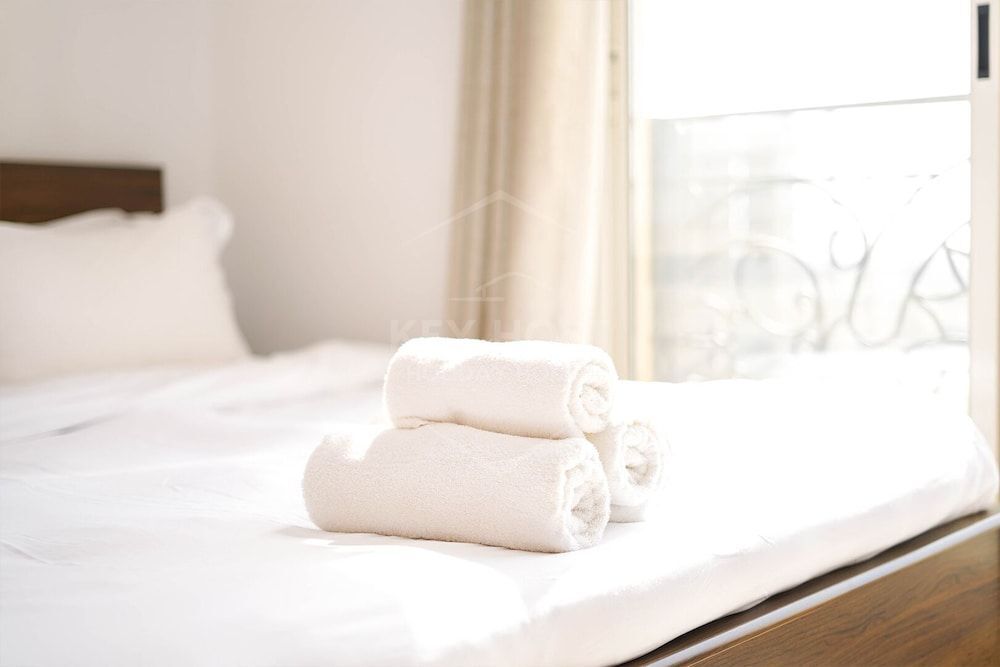 Дубай: Key Host Canal Residence Ven 06