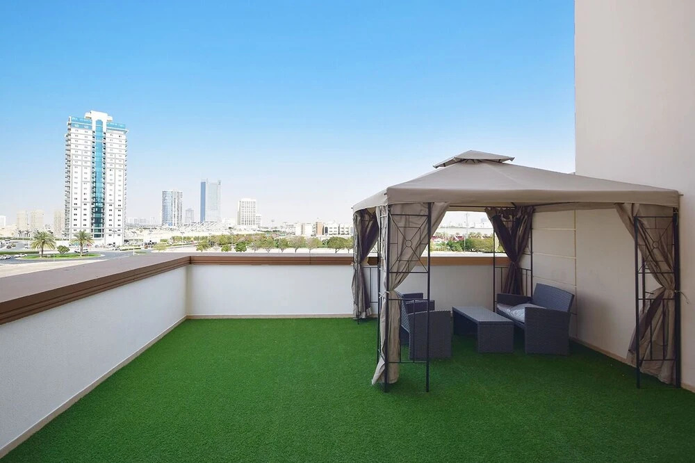 Дубай: Key Host Canal Residence Ven 06