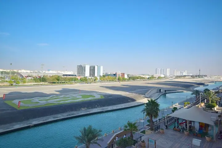 Дубай: Key Host Canal Residence Ven 06