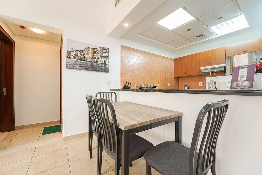 Дубай: Key Host Canal Residence Ven 06
