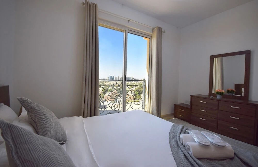 Дубай: Key Host Canal Residence Ven 06