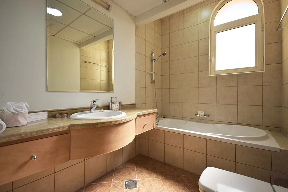 Дубай: Key Host Canal Residence Ven 06