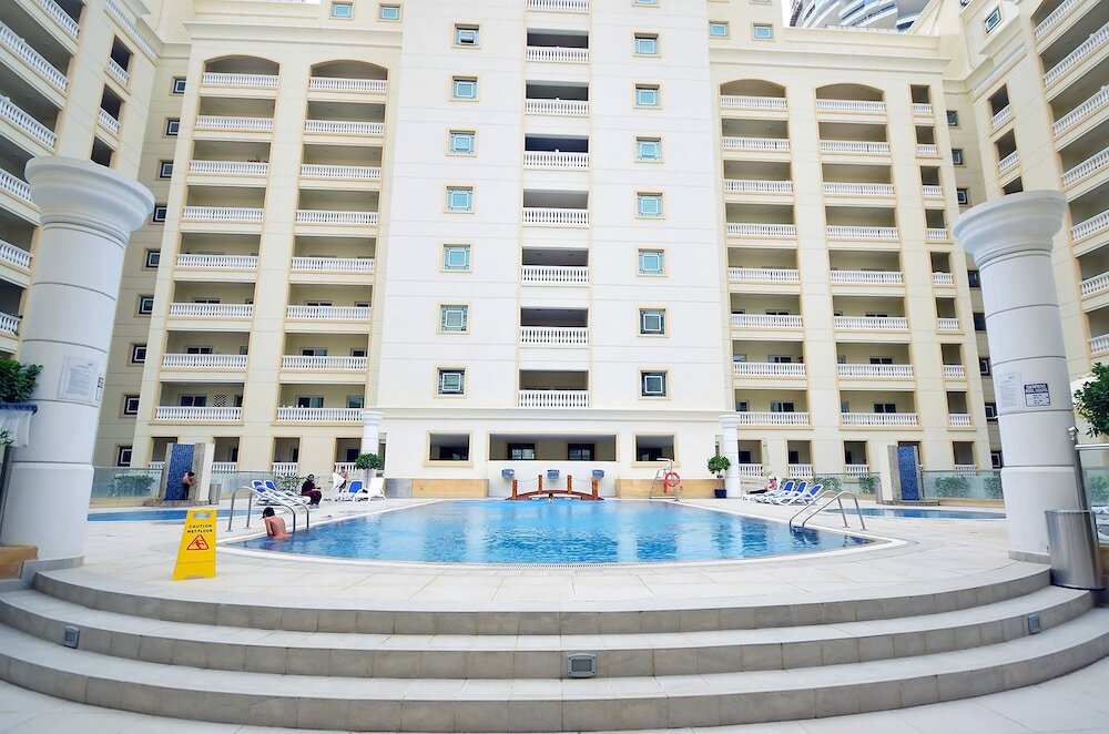 Дубай: Key Host - Plaza Residence