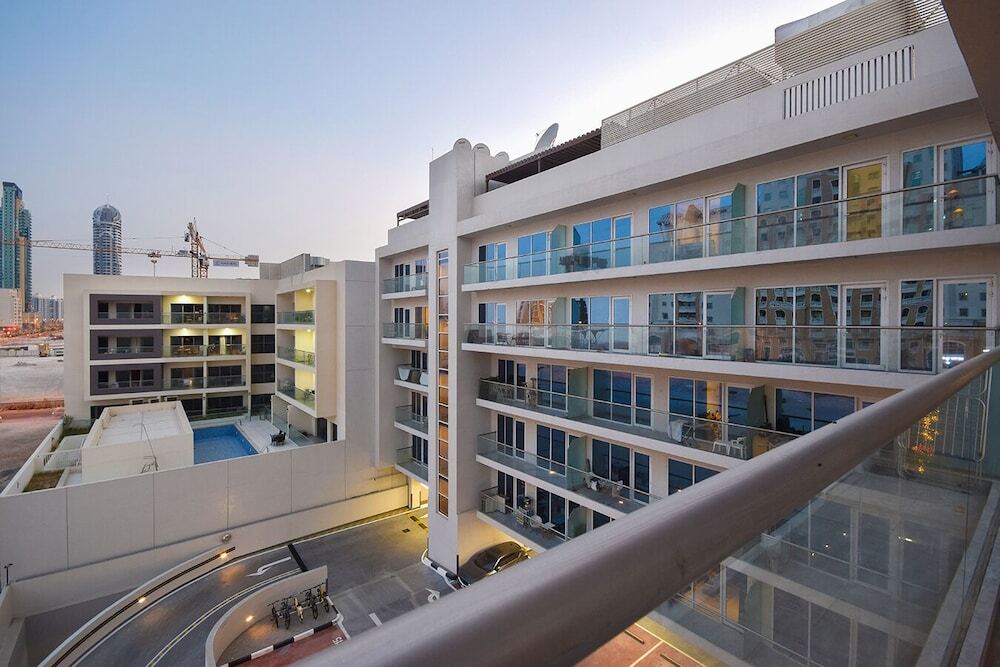 Дубай: Key Host - Regent Court
