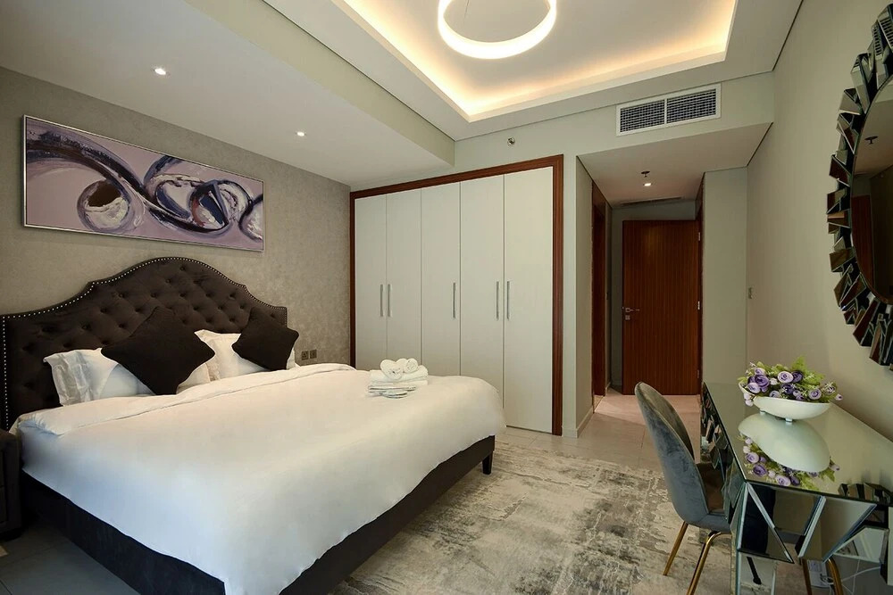 Дубай: Key Host - Regent Court