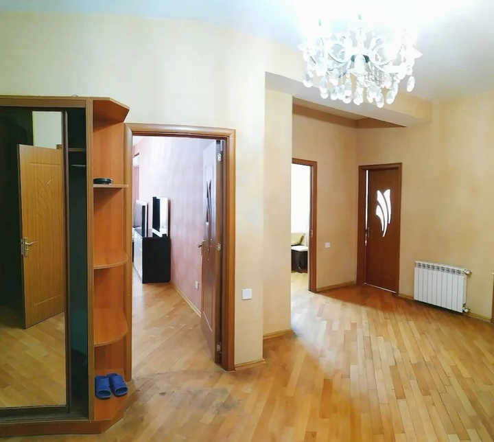 Баку: Bakuvi Tourist Apartment B085