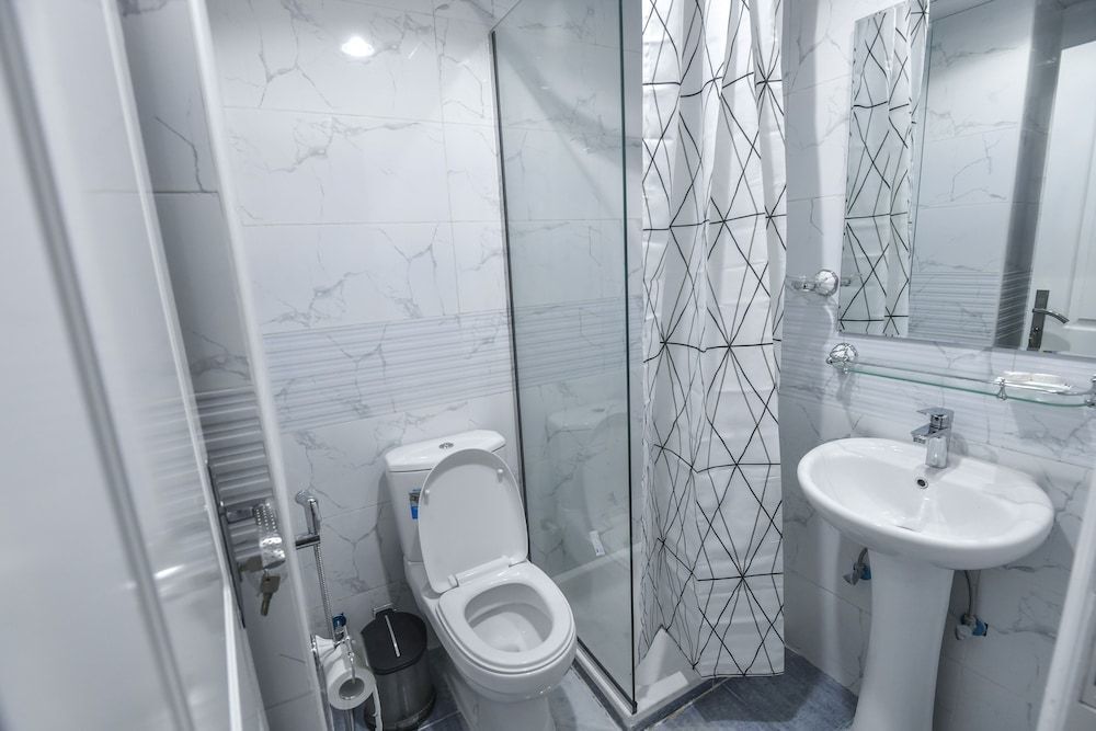 Дубай: Dream White Hotel