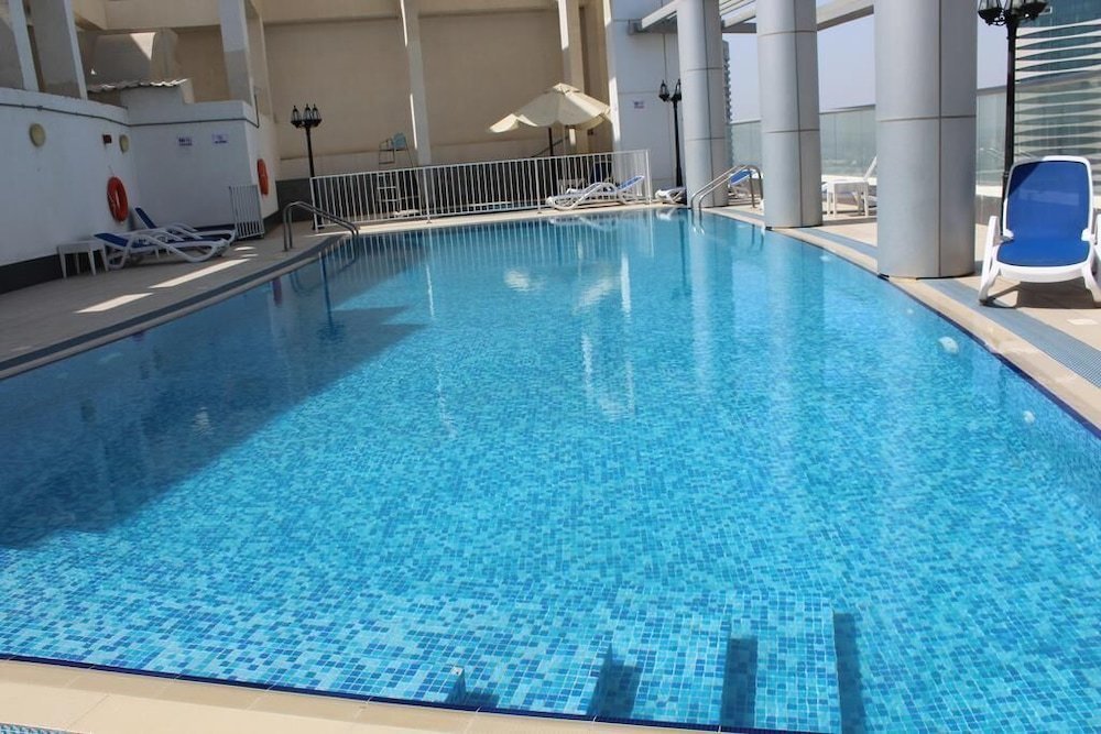 Дубай: Vacation bay Burj Al Noujum Tower
