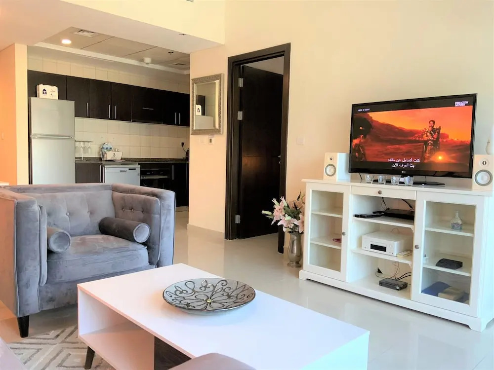 Дубай: Ascapes Bay Central 1 Tower