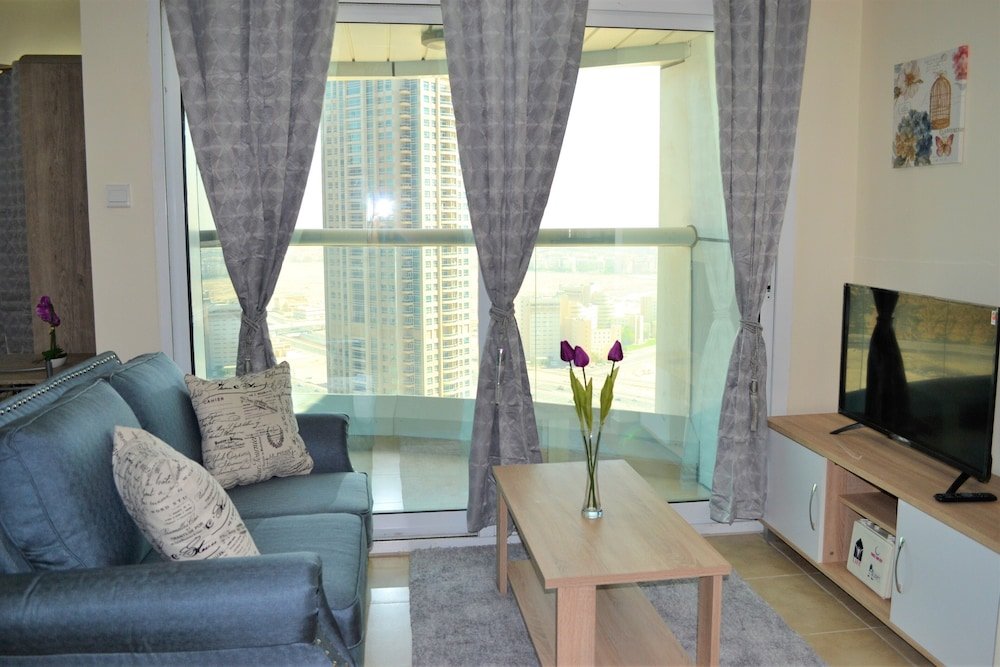 Дубай: Ascapes New Dubai Gate 2 Tower