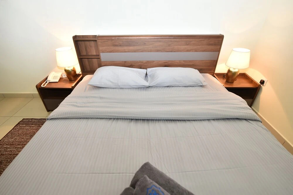 Дубай: One Bedroom Apt. in JLT near Metro Station -AWD