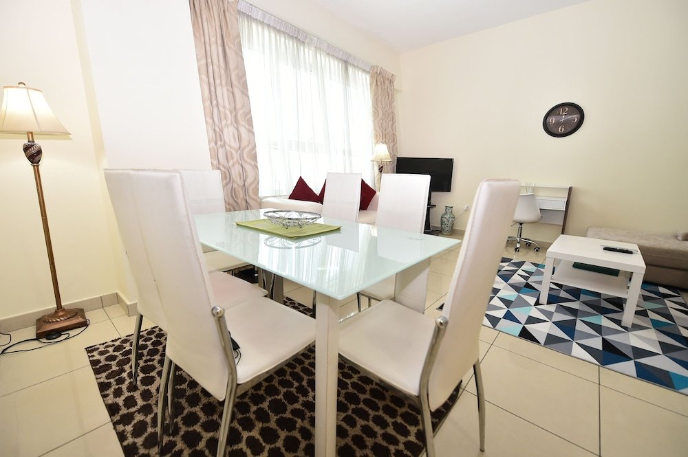 Дубай: One Bedroom Apt. in JLT near Metro Station -AWD