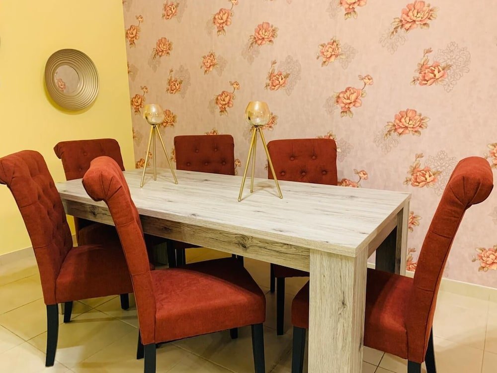 Дубай: Downtown 2bedroom Holidays R Us