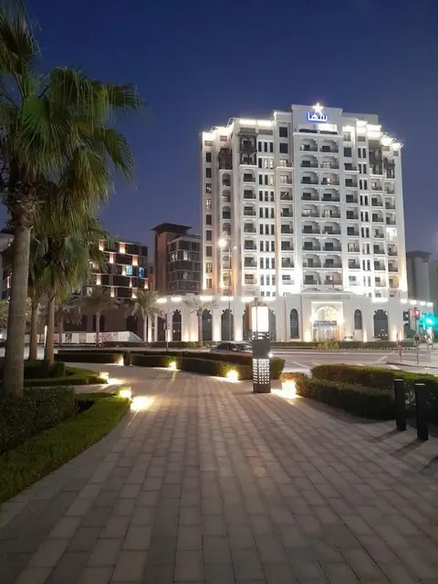 Дубай: Suha Park Luxury Apartments