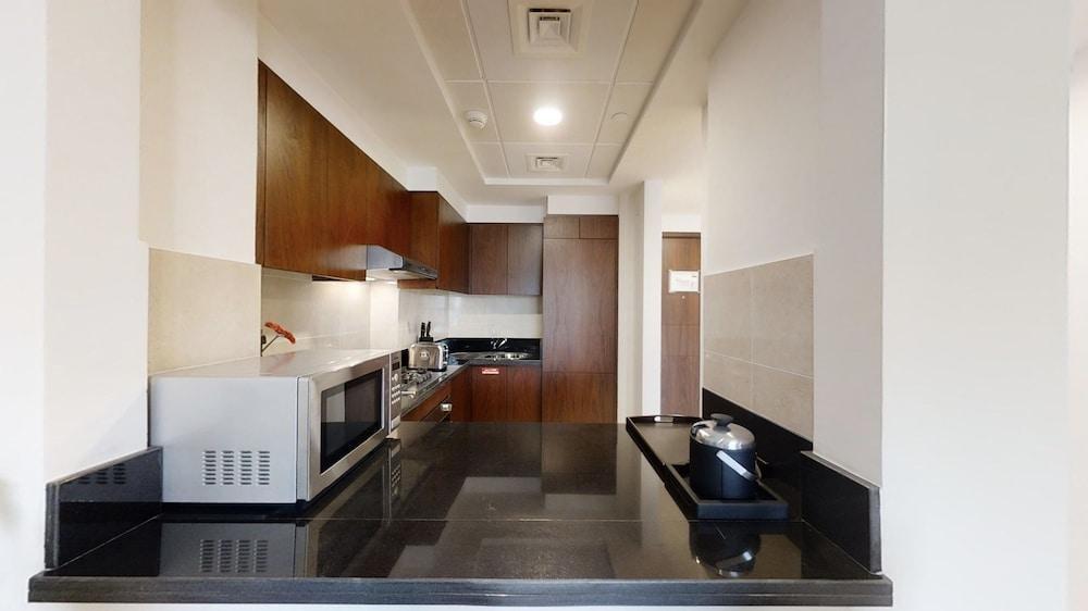 Дубай: Suha Park Luxury Apartments