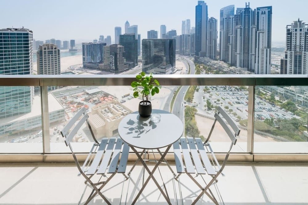 Дубай: Luxurious Downtown Apartment by Burj Khalifa