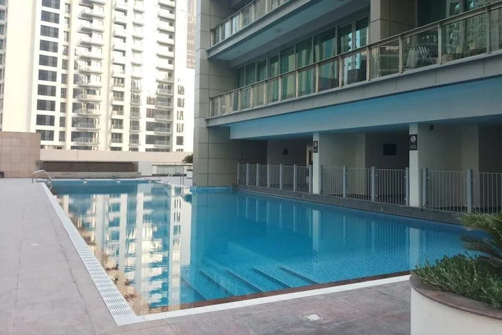 Дубай: Luxurious Downtown Apartment by Burj Khalifa