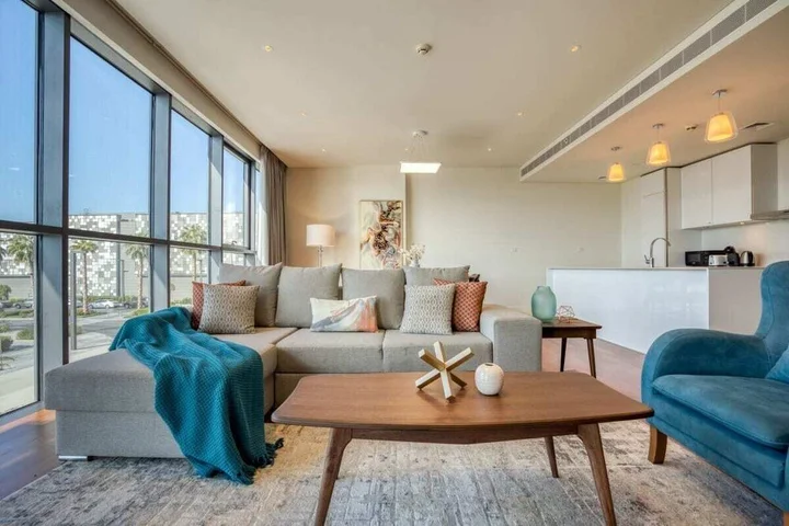 Дубай: Stunning 4BR Apt in Citywalk by GuestReady