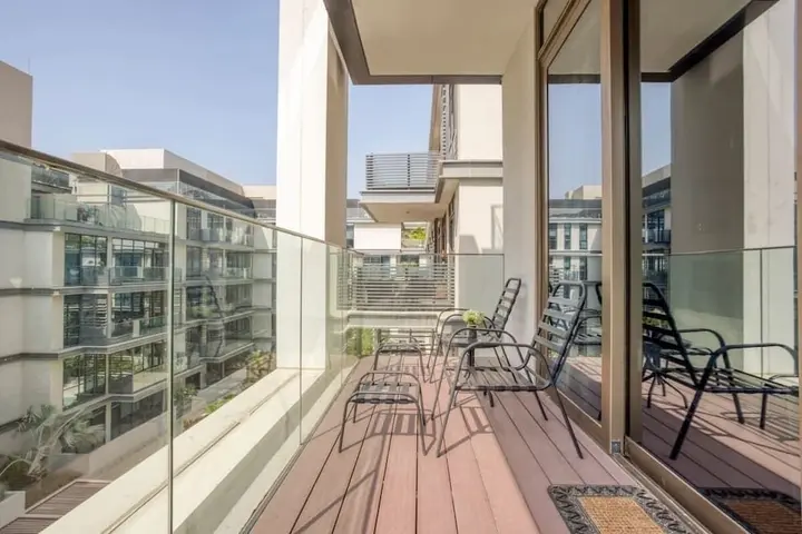Дубай: Captivating Apt in City Walk Pool View!