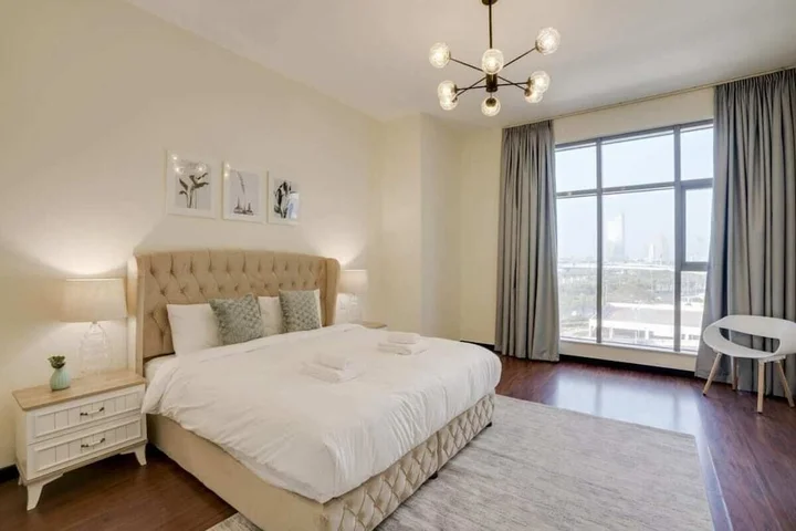 Дубай: Stunning Apartment Next To Damac Metro Station