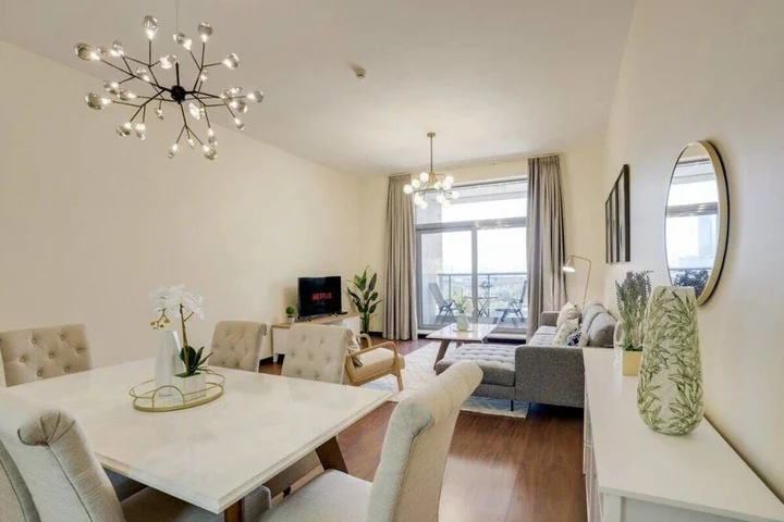 Дубай: Stunning Apartment Next To Damac Metro Station
