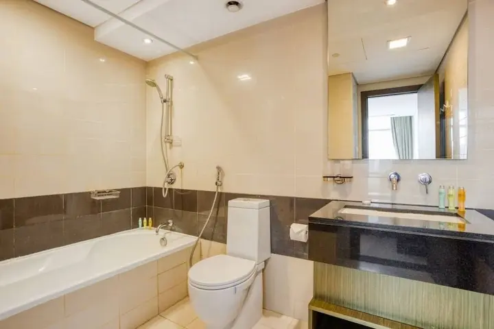 Дубай: Bright Apartment, Steps Away To Burj Khalifa