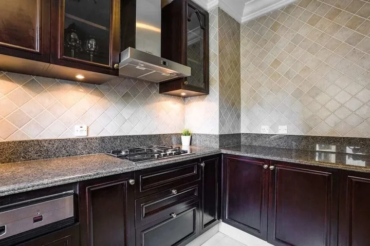 Дубай: Secluded Apartment in the Heart of Downtown