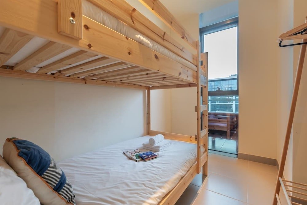 Дубай: Luxury Apartment Stroll Away From City Walk