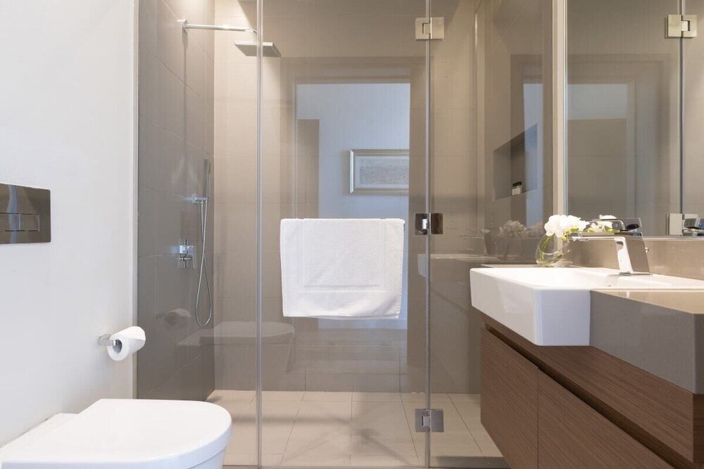 Дубай: Luxury Apartment Stroll Away From City Walk