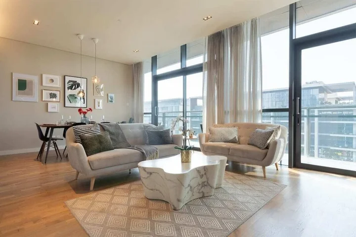 Дубай: Luxury Apartment Stroll Away From City Walk